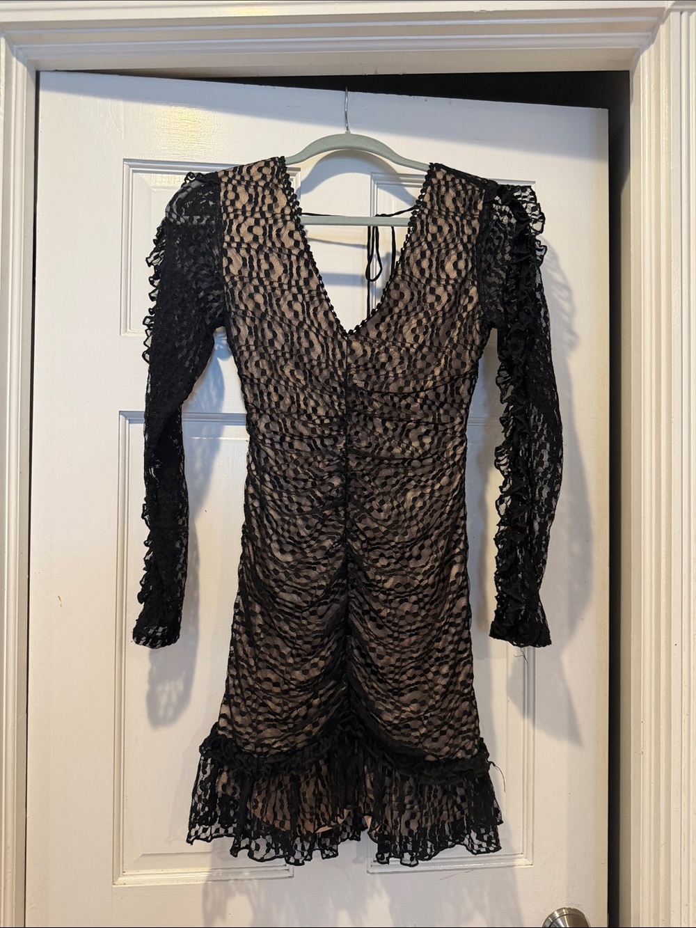 Black Lace Long-Sleeve V-Neck Ruched Mini Dress